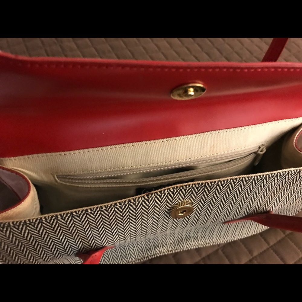 Handbag - Picture 4 of 5